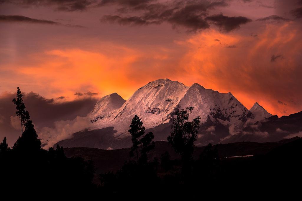 Cuesta Serena Boutique Hotel Yungar Екстер'єр фото